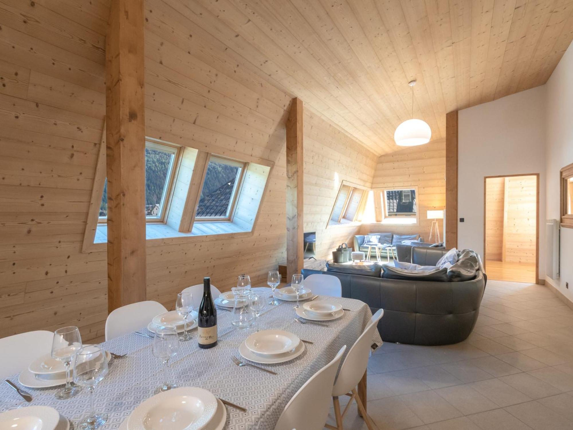 Grand Au Centre De Avec Wifi Et Garage, Proche Des Pistes - Fr-1-343-229 Apartamento *